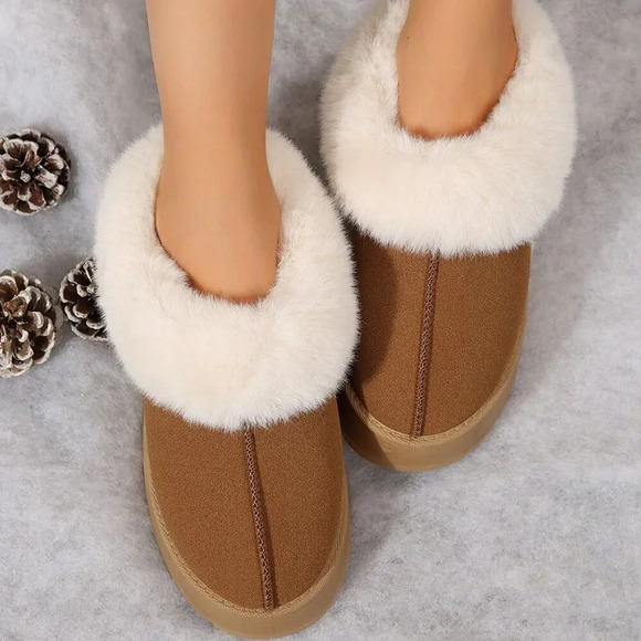 Brown Fashionable Women's Suede Shearling Ankle Moccasins - Picture 4 of 8